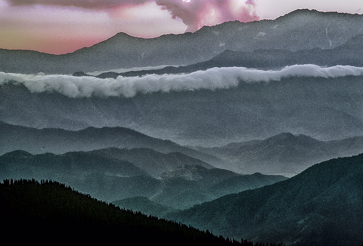 Kash-Vale-Country-Hills-001