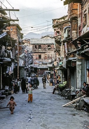 Kash-Vale-Srinagar-City-016