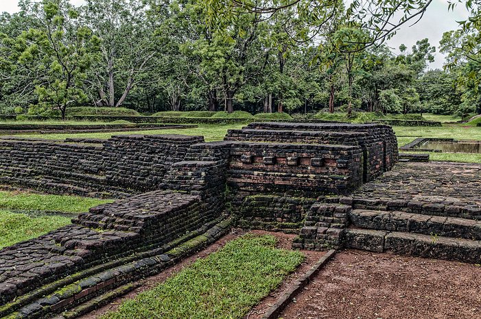 SL_Triangle_Sigiriya_011