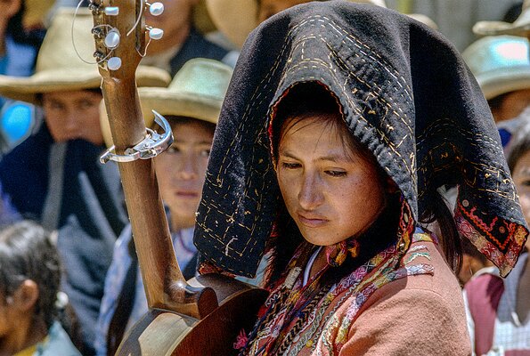 Lady with Guitar-Peru Peru 1974