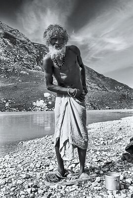 Sheshnag Sadhu-Amarnath