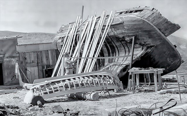 Boat Builder-Greece
