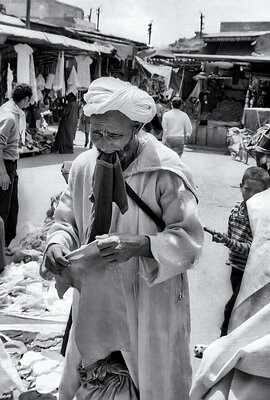 Seller of Used Clothing-Morocco