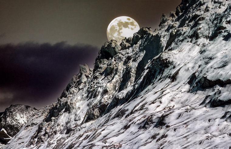 Moon over Shinkun-Zanskar, Ladakh, India